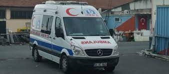 ambulans1.jpg.a1e3e3f2d47e9920075bb4ac2be4d587.jpg