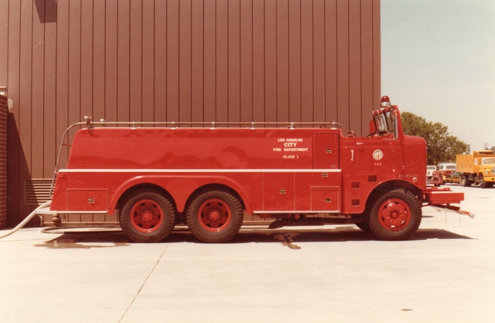 ca_los_angeles_retired_tanker_39-1.jpg